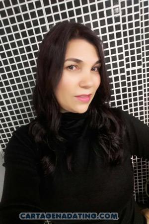 176033 - Adriana Age: 47 - Colombia