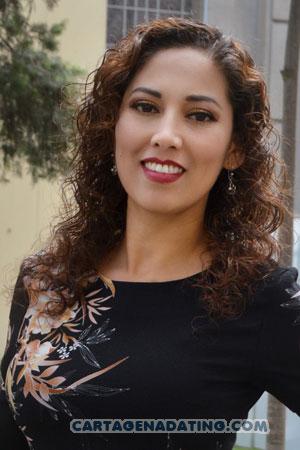 219229 - Paola Age: 49 - Peru