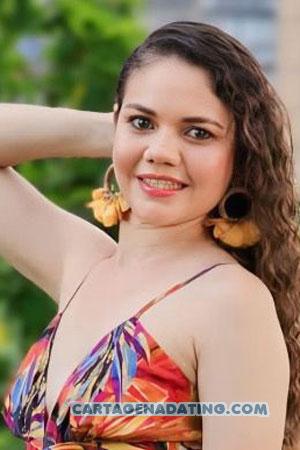 220421 - Ana Age: 39 - Colombia