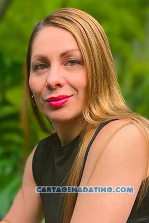 221711 - Cristina Age: 45 - Colombia