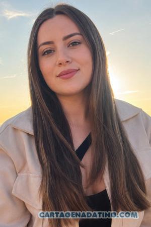227508 - Laura Age: 26 - Colombia