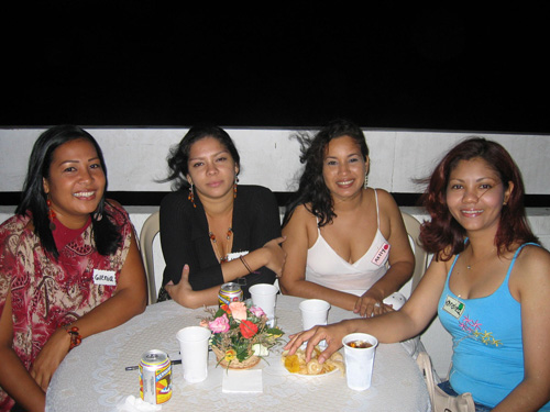 A group of beautiful Cartagena women